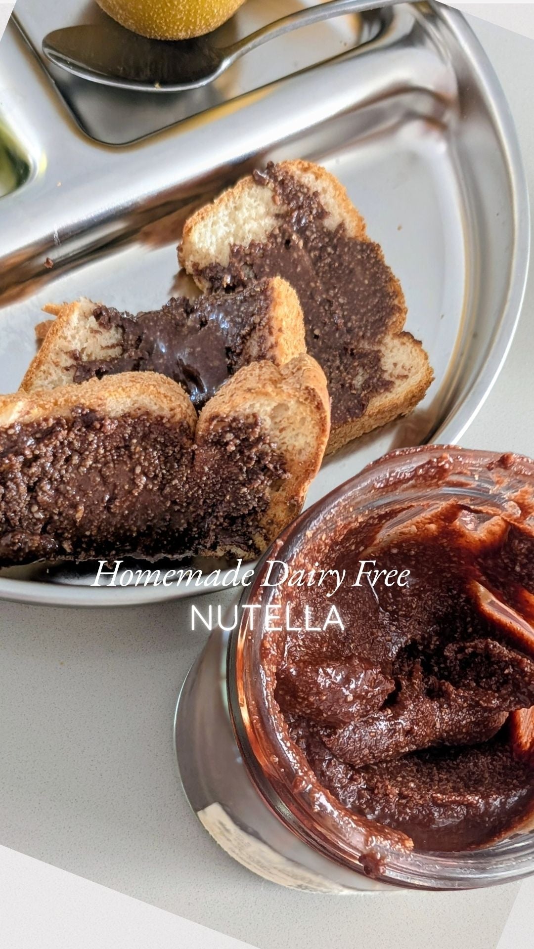 Homemade Dairy-Free Nutella (with Almonds!)