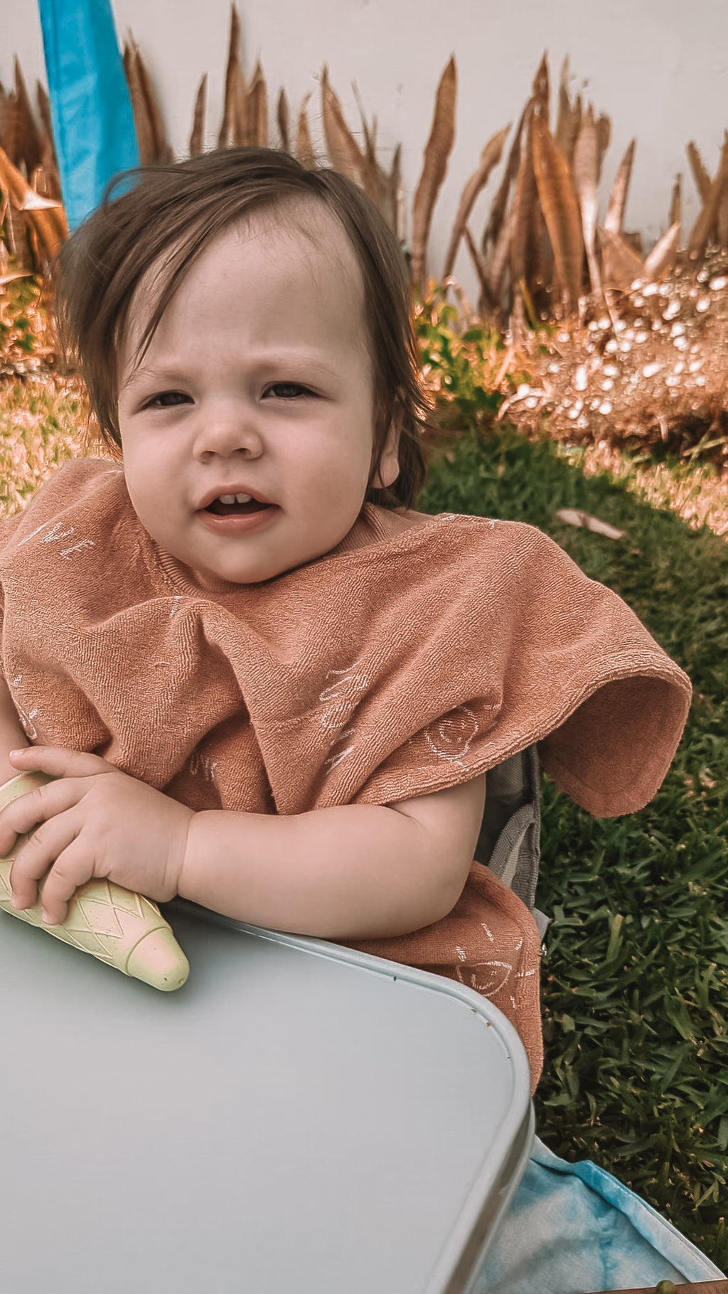 ORIGINALS RANGE Sun Love Towel Bib