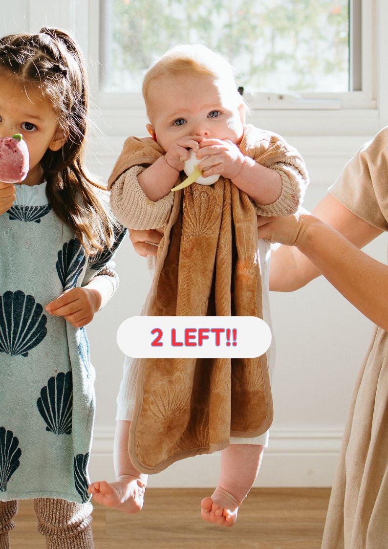 TERRYTOTS Seashells Towel Bib with BUTTONS