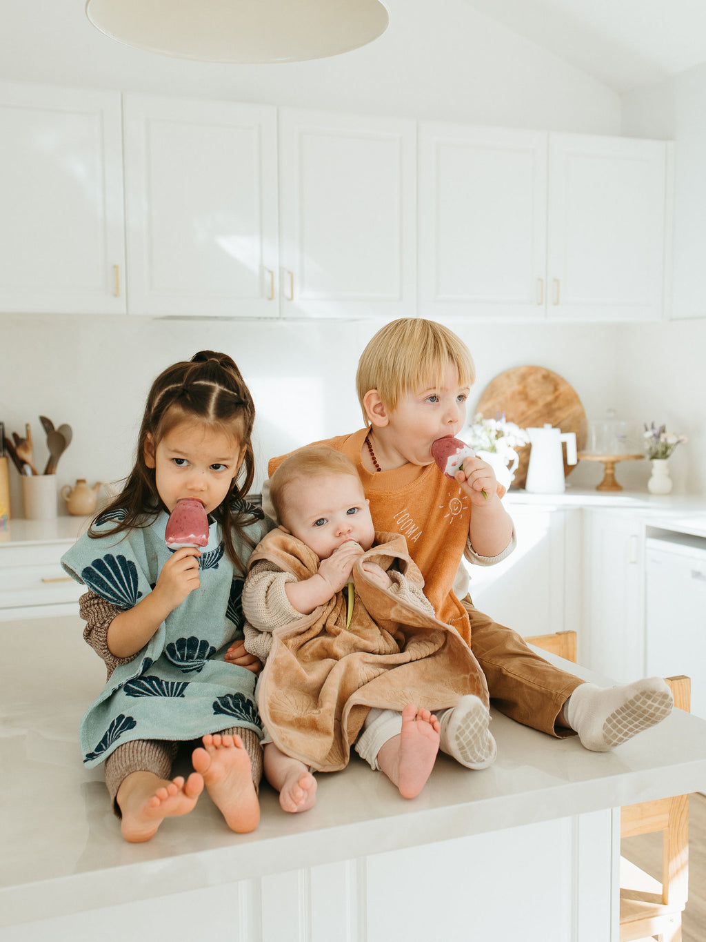 TERRYTOTS Seashells Towel Bib with BUTTONS