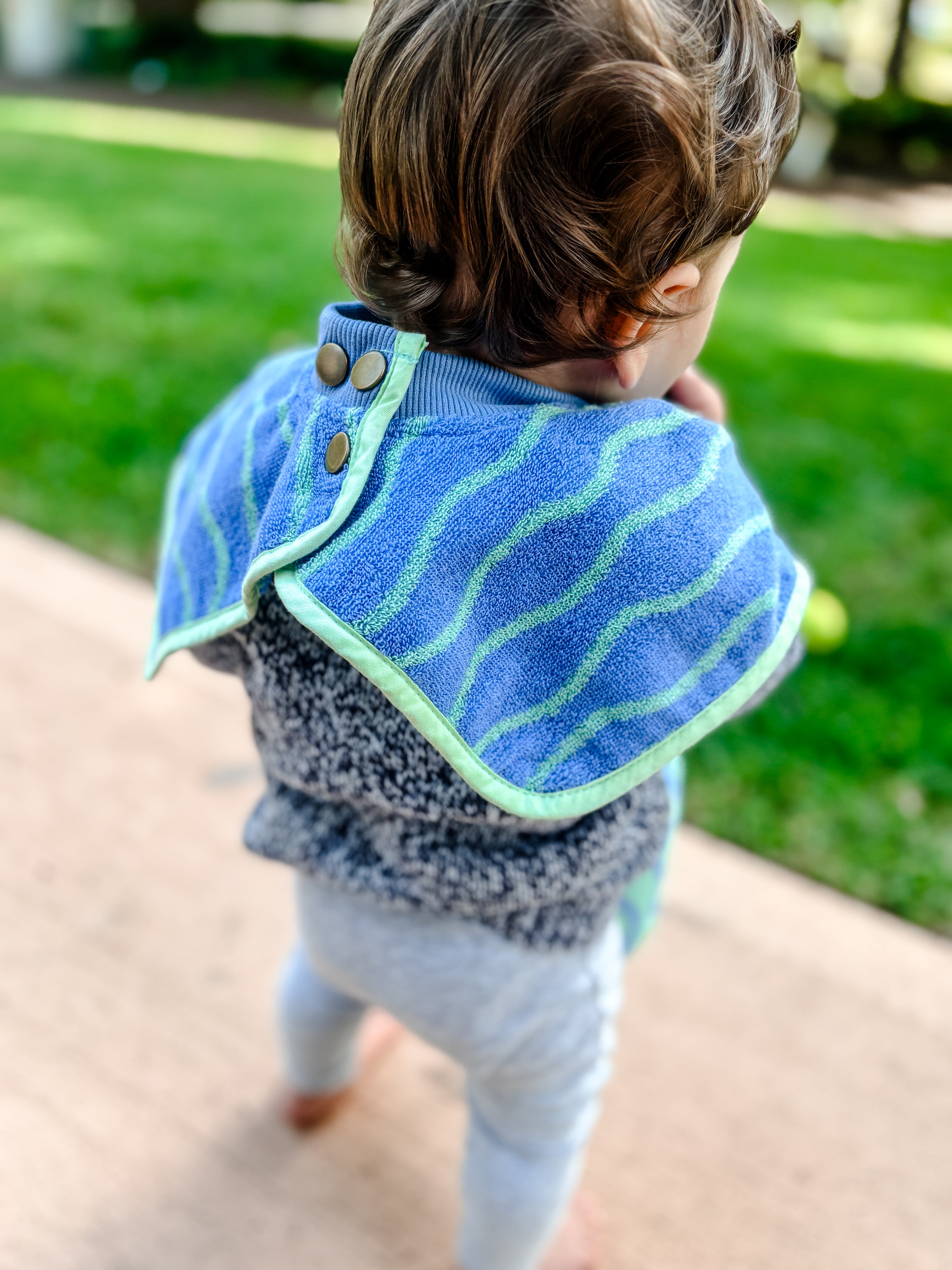 TerryTotsTM Towel Bib - Ripple